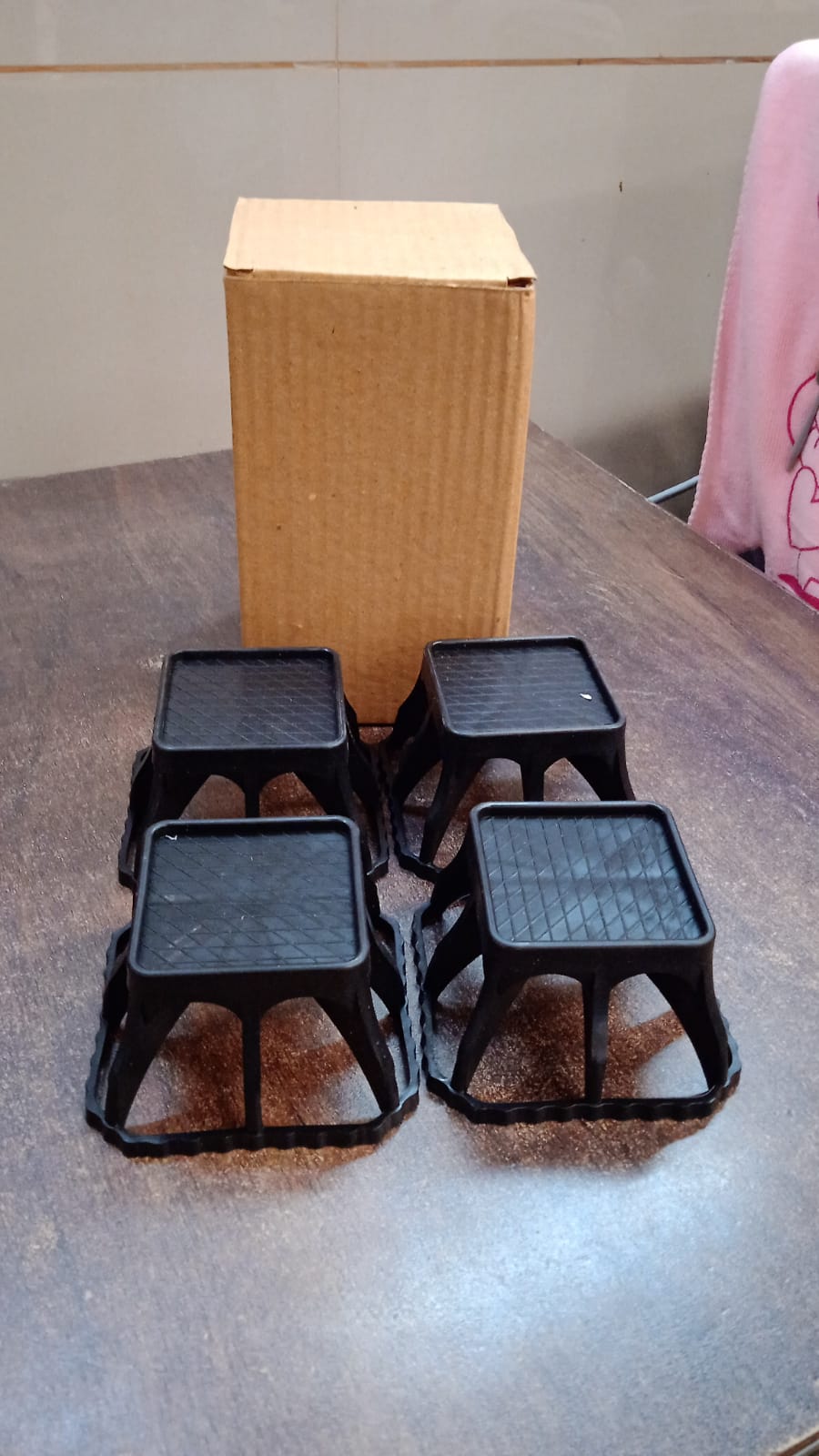 Sturdy Appliance Elevator Stand
