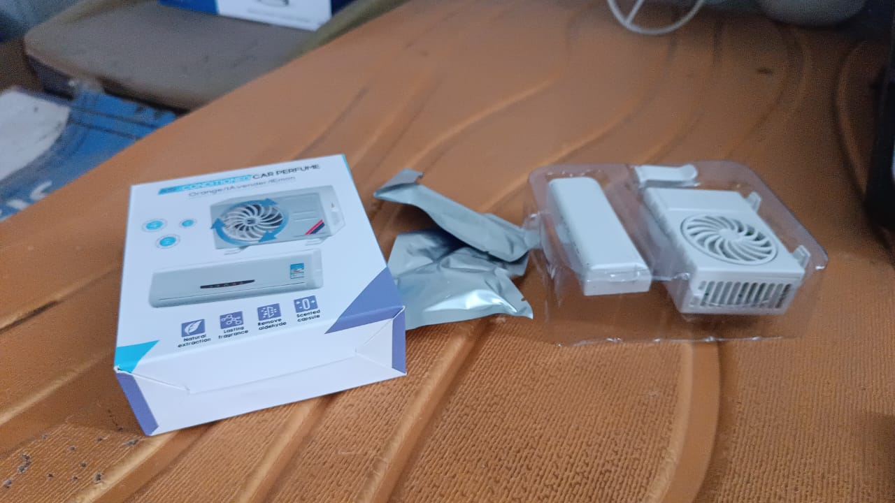 AC Design Solar-powered Car Air Freshener