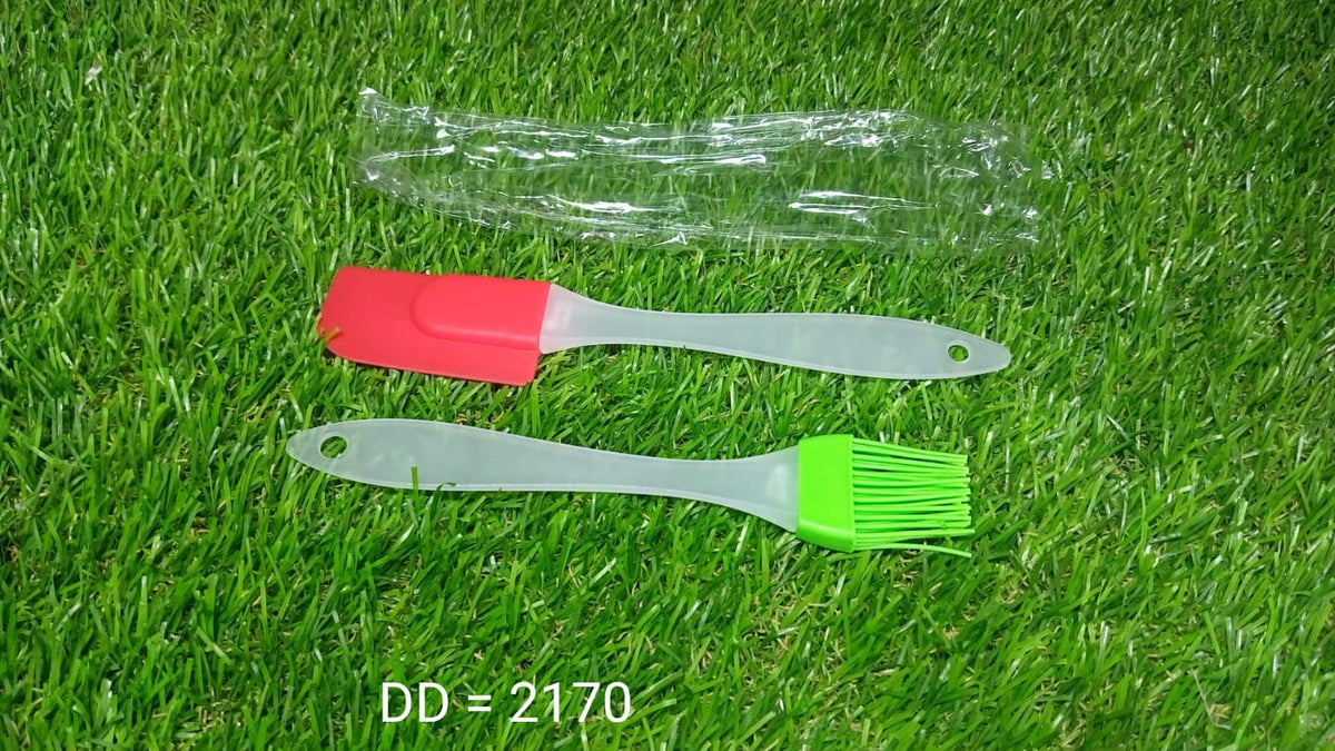 Spatula and Pastry Brush