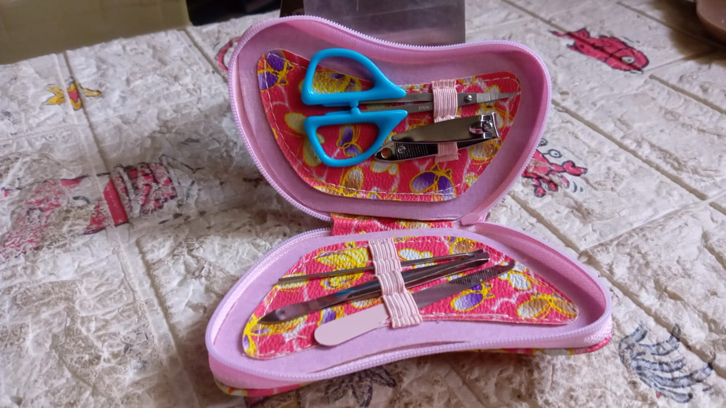5 in 1 Manicure Grooming Kit