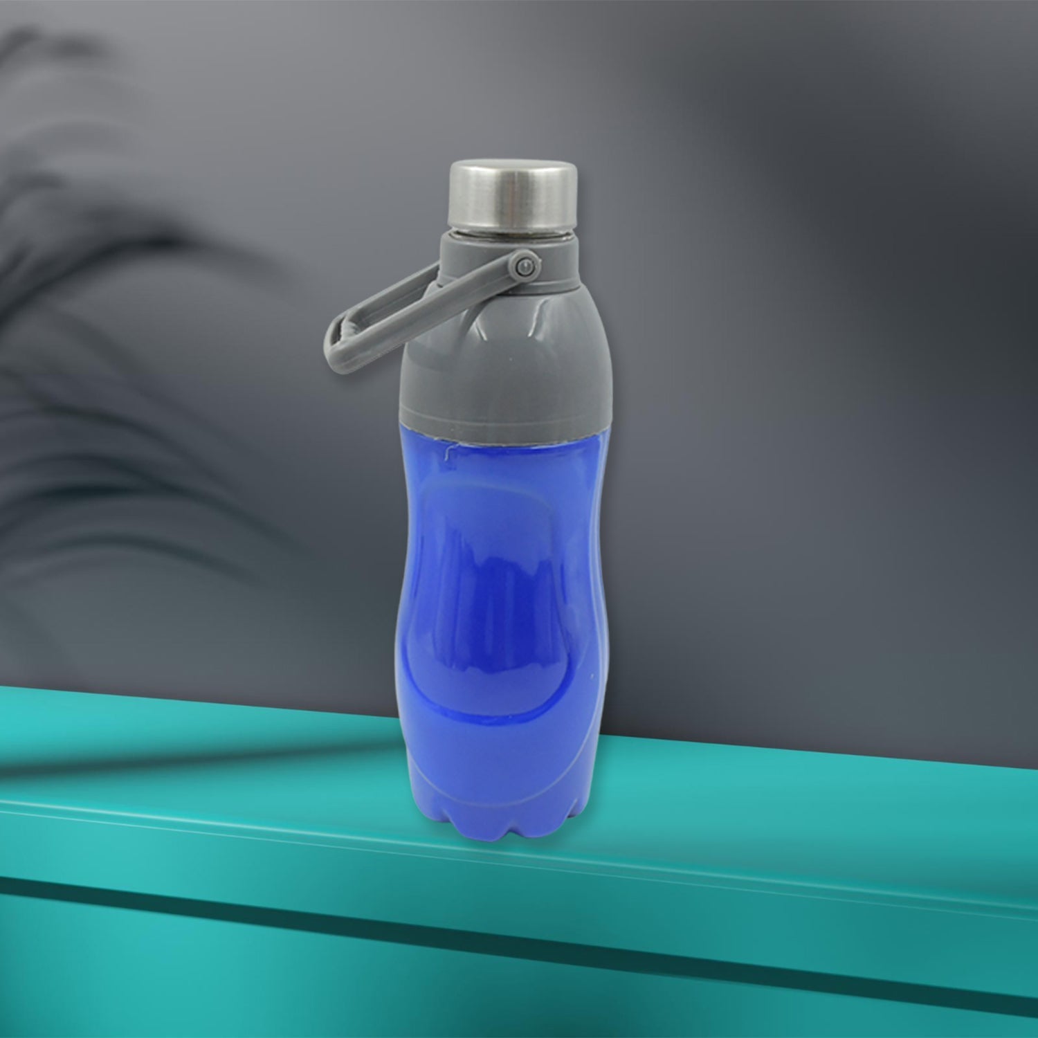 Plastic Sports Insulated Water Bottle (Mix Color)