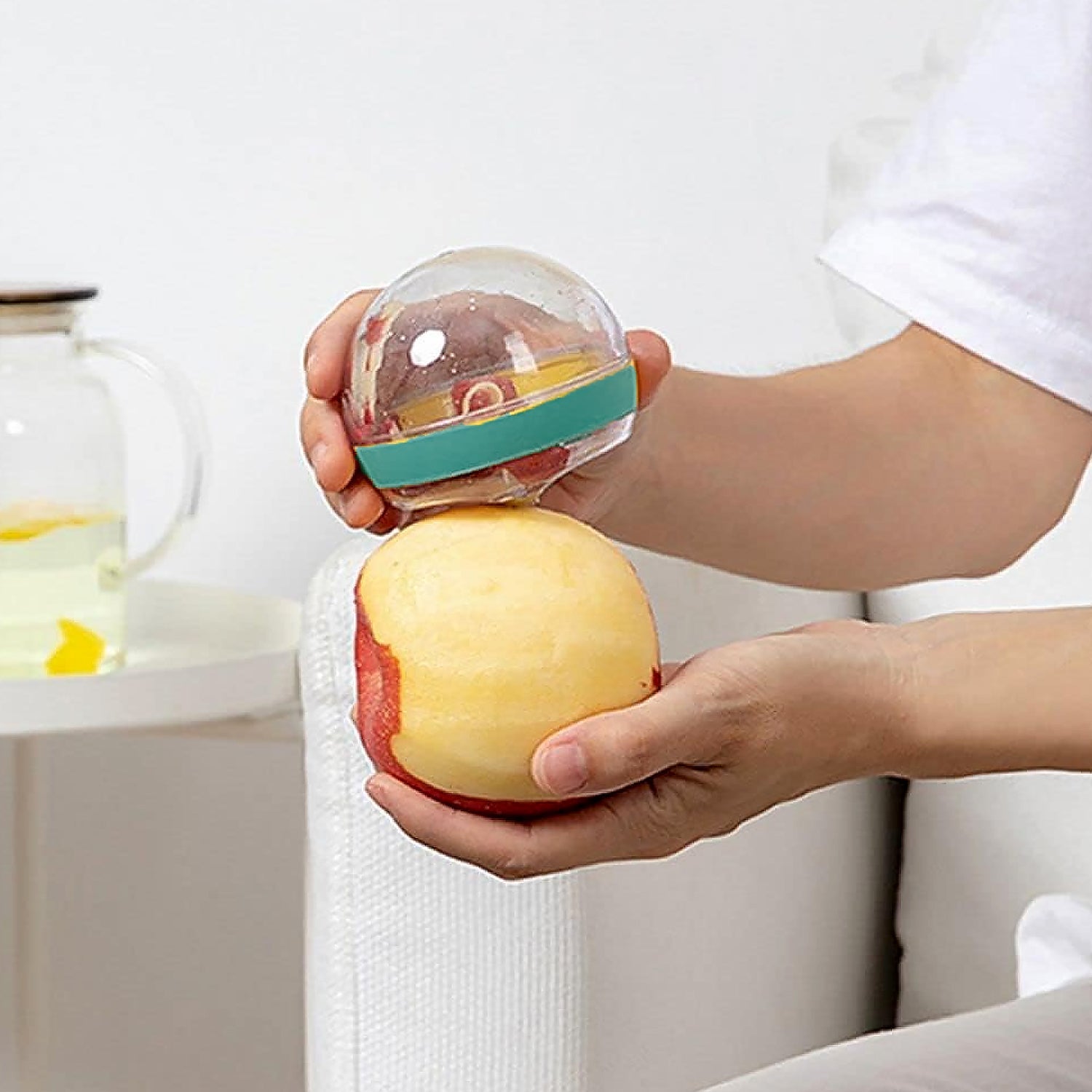 Round Peeler Container