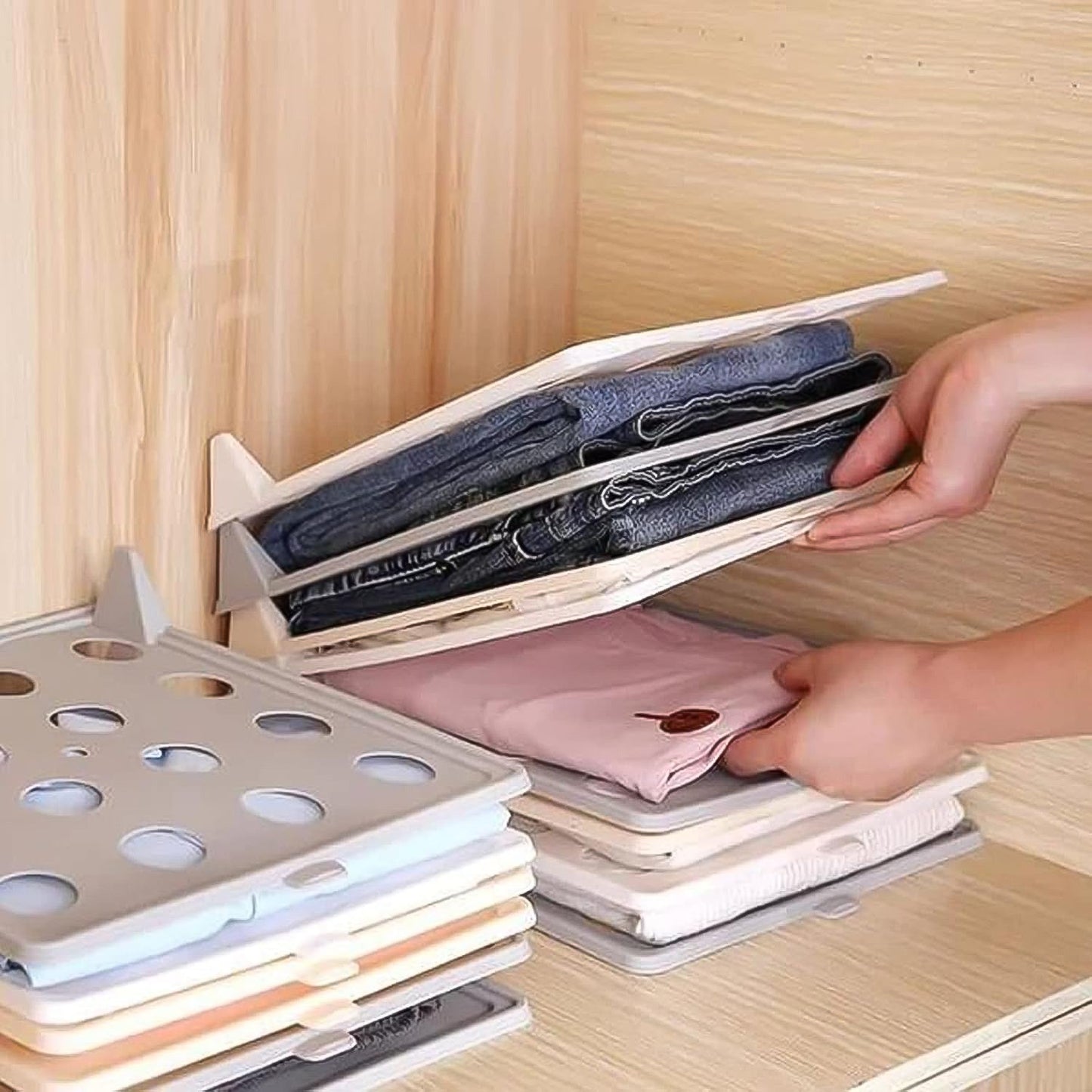 Stackable Clothes Folding Board 32×26 cm