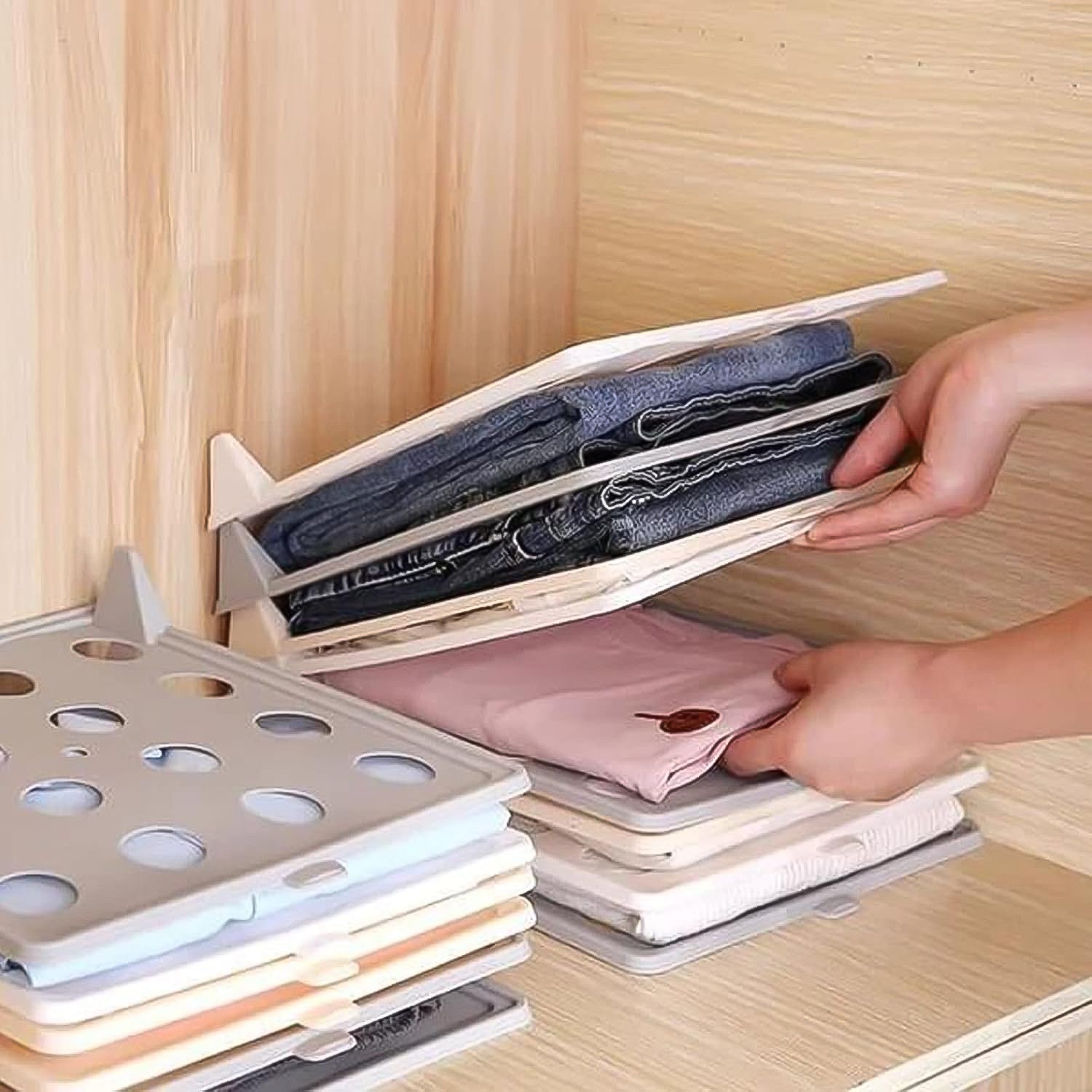 Stackable Clothes Folding Board 32×26 cm