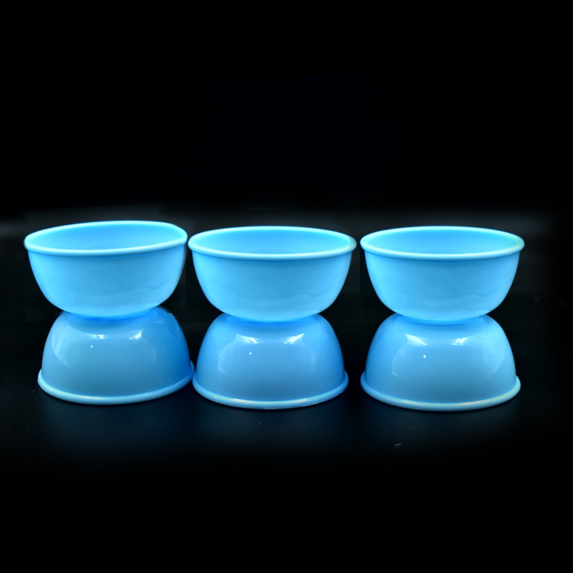 Small Plastic Bowl Set