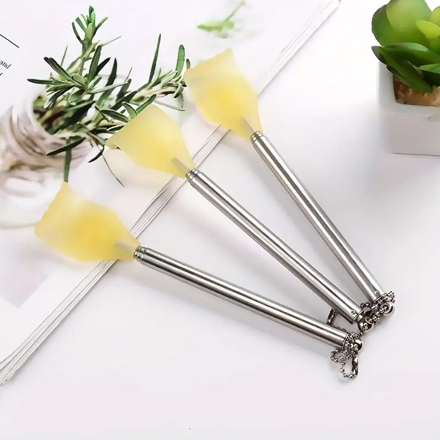 Retractable Metal Back Scratcher