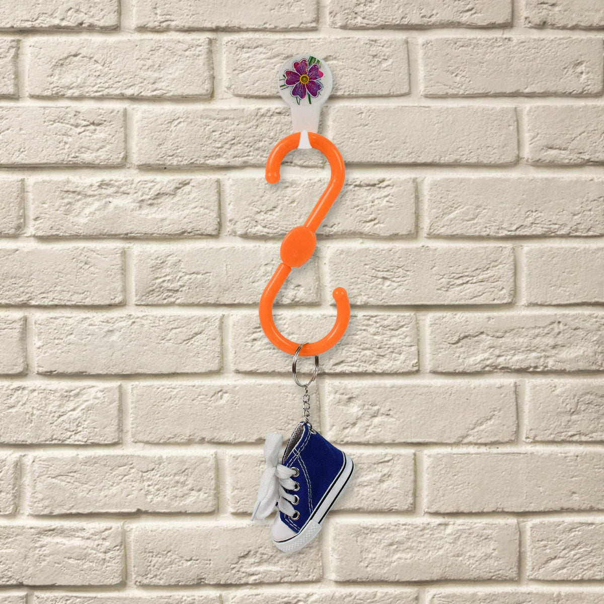 S-Shaped Plastic Hangers