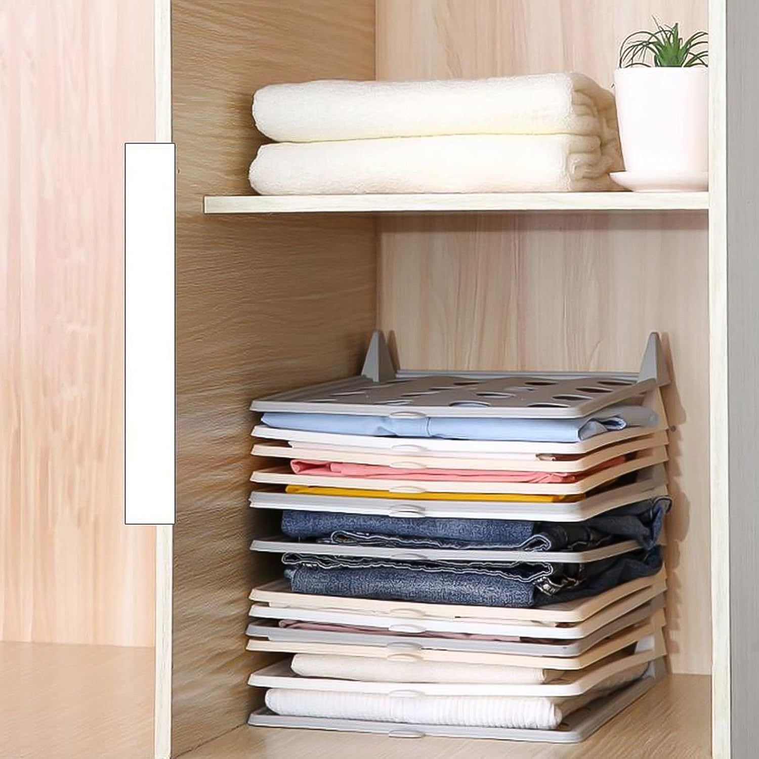 Stackable Clothes Folding Board 32×26 cm