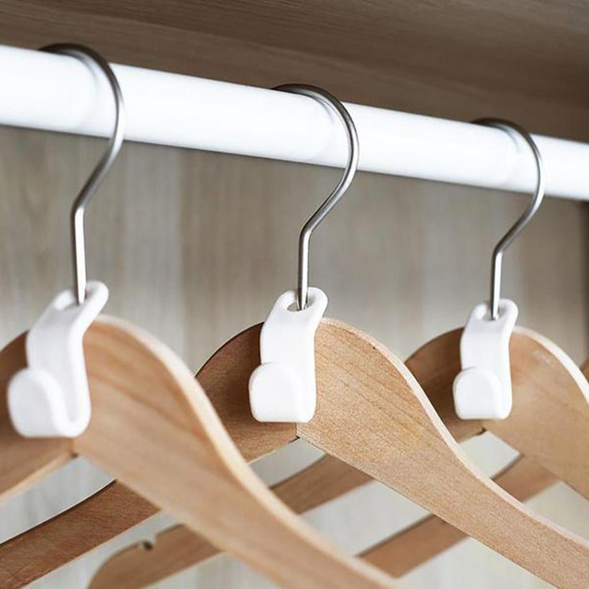 No-Slip Luxury Hangers