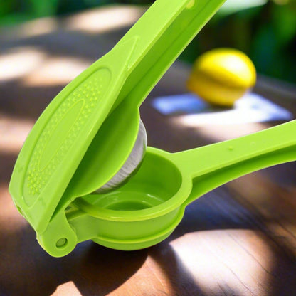 2-in-1 Lemon Squeezer
