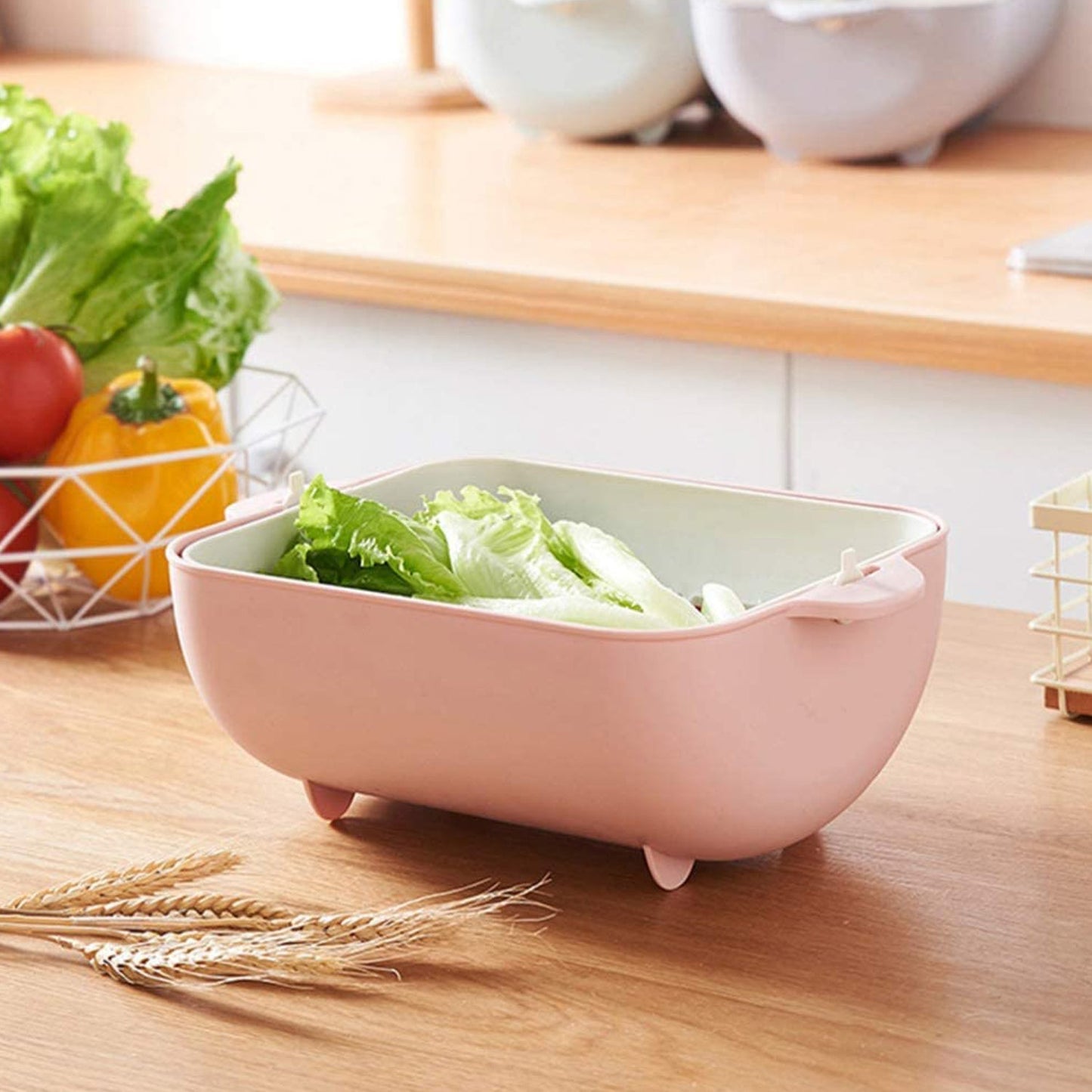 Tilt-and-Drain Colander Bowl