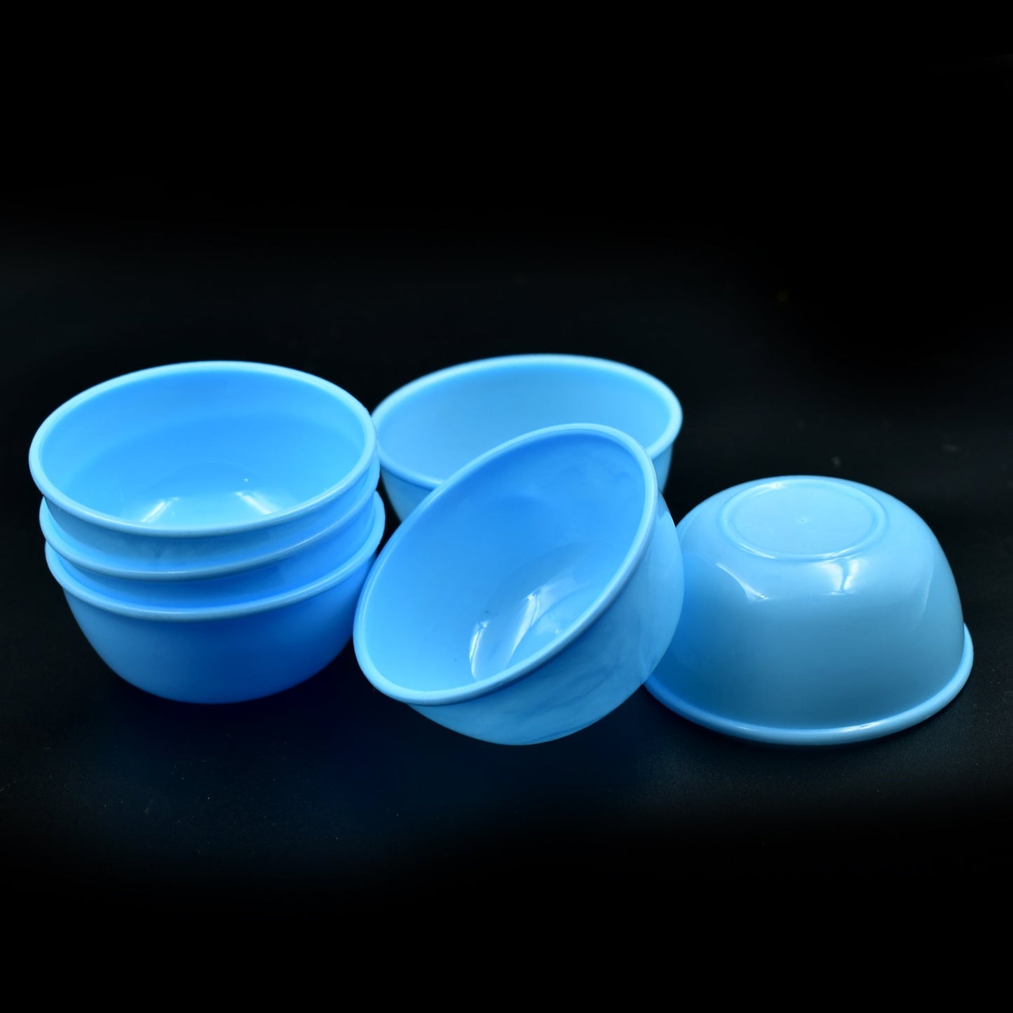Small Plastic Bowl Set