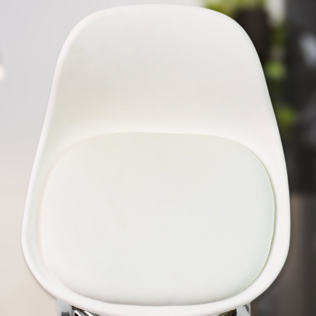 Mobile Low Rolling Stool