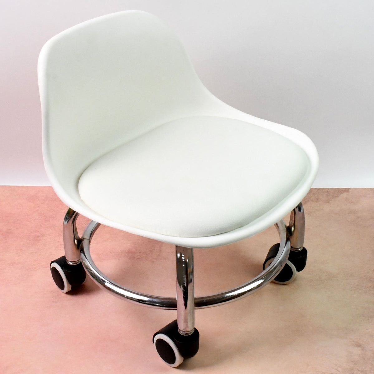 Mobile Low Rolling Stool