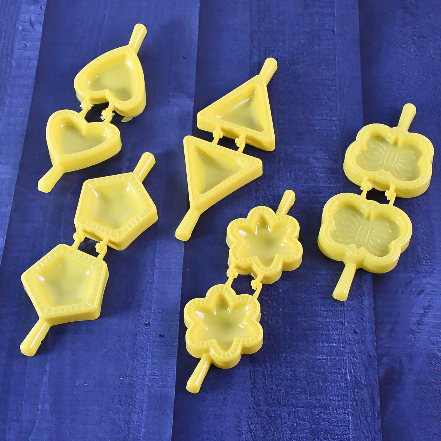 6 Pc Cookie Cutter Set – Plastic