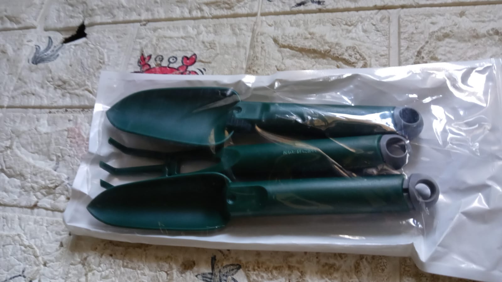 Heavy-Duty Garden Trowel
