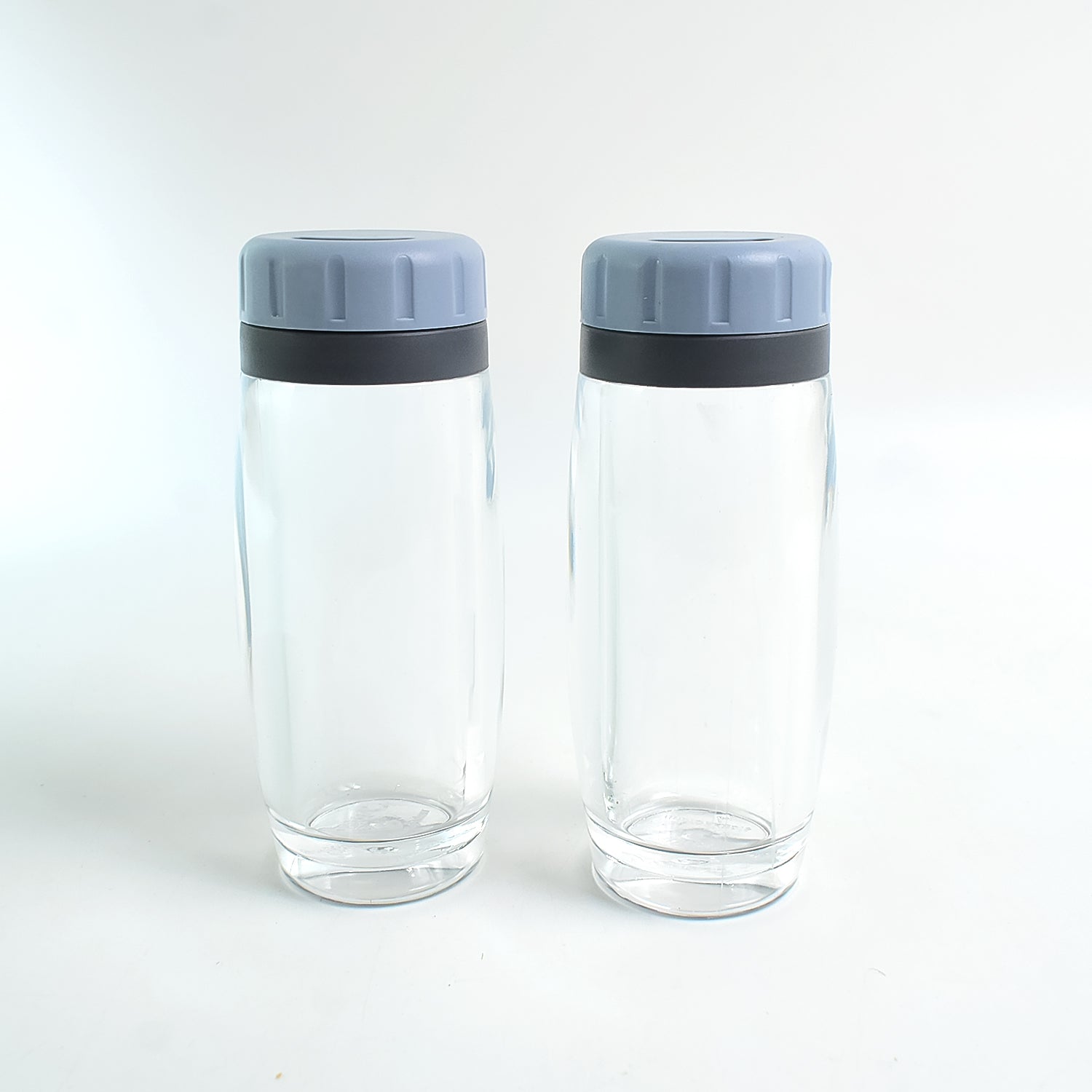 Acrylic Salt Pepper Shakers