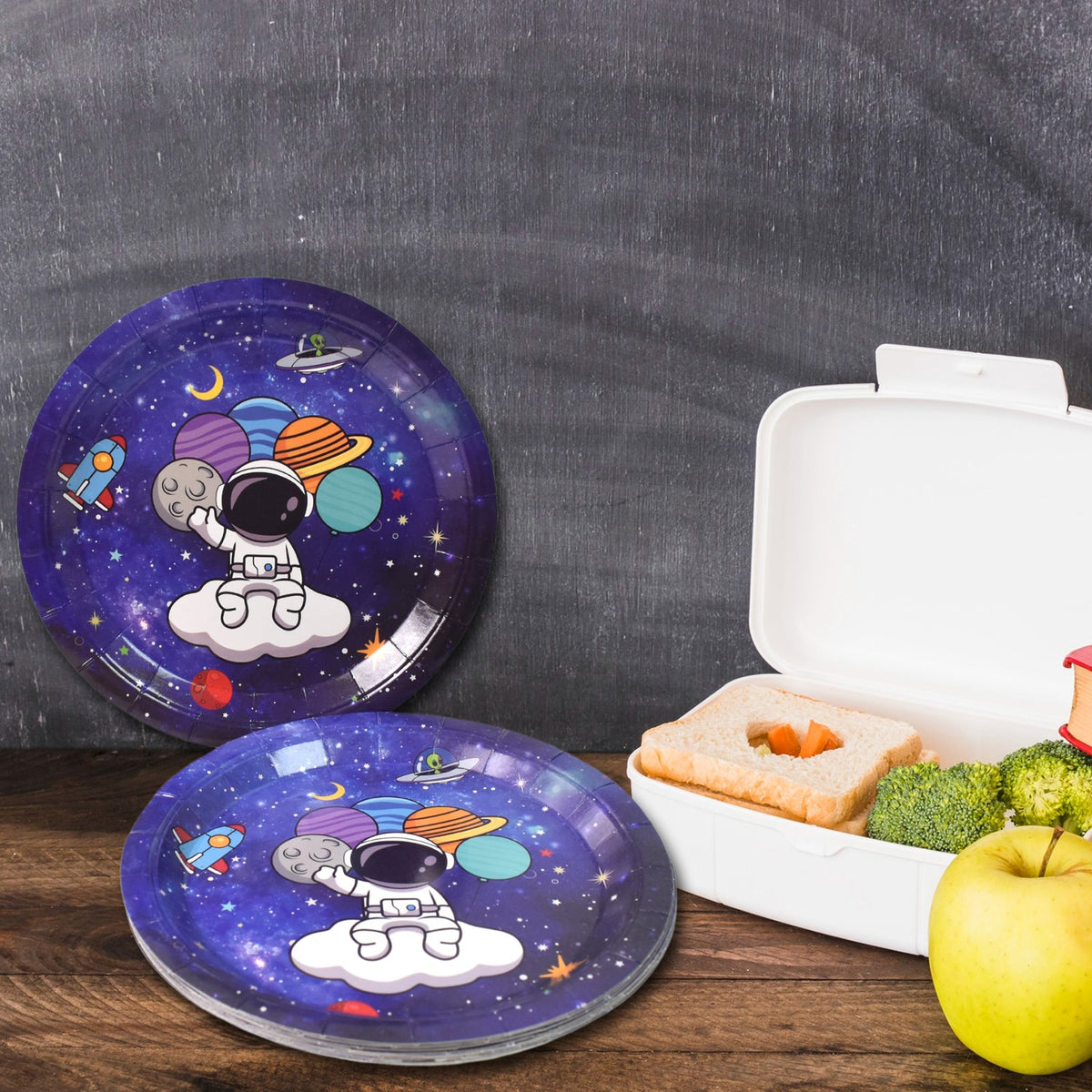 Birthday Paper Plates Set