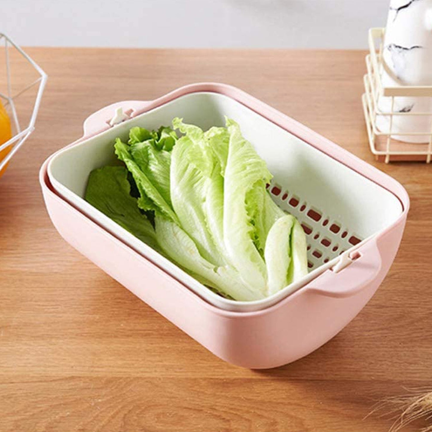 Tilt-and-Drain Colander Bowl