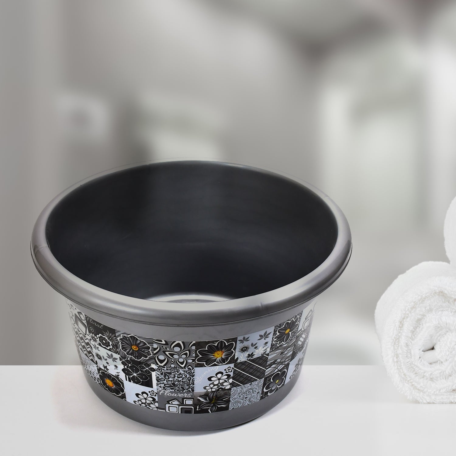 7-Piece Plastic Bathroom Set