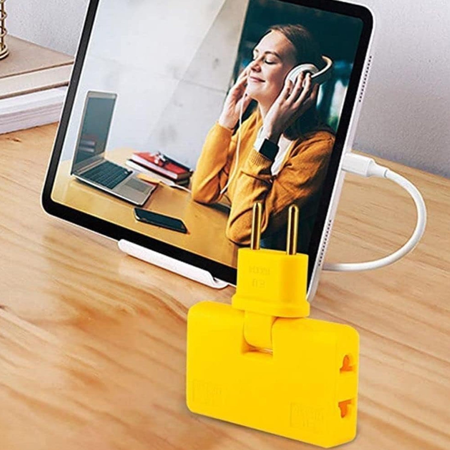 3-in-1 Foldable Power Adapter