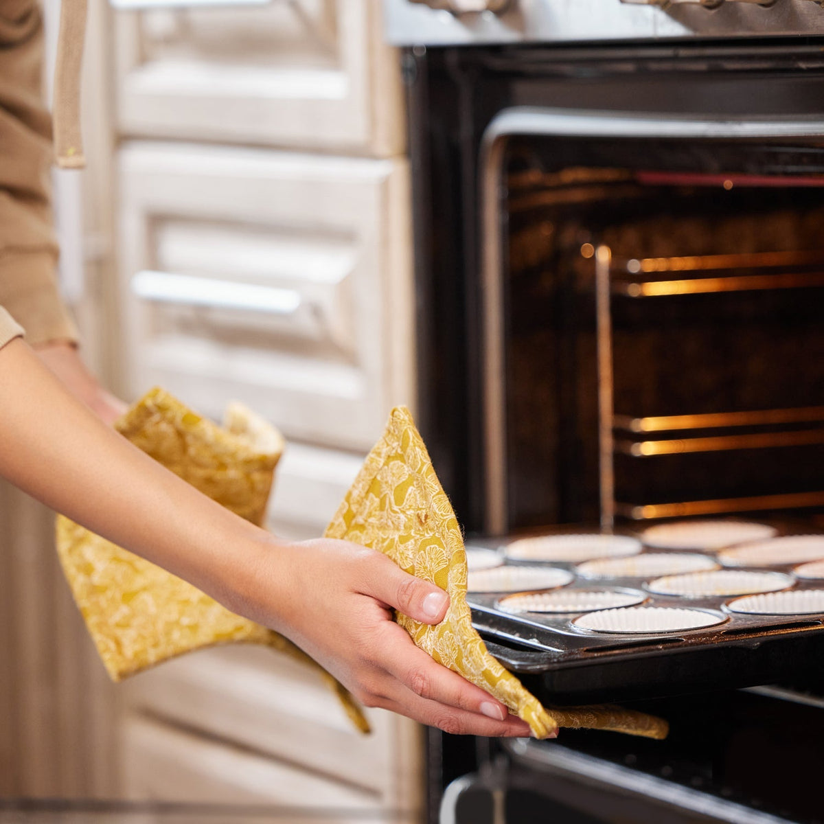Professional Cotton Oven Mitts