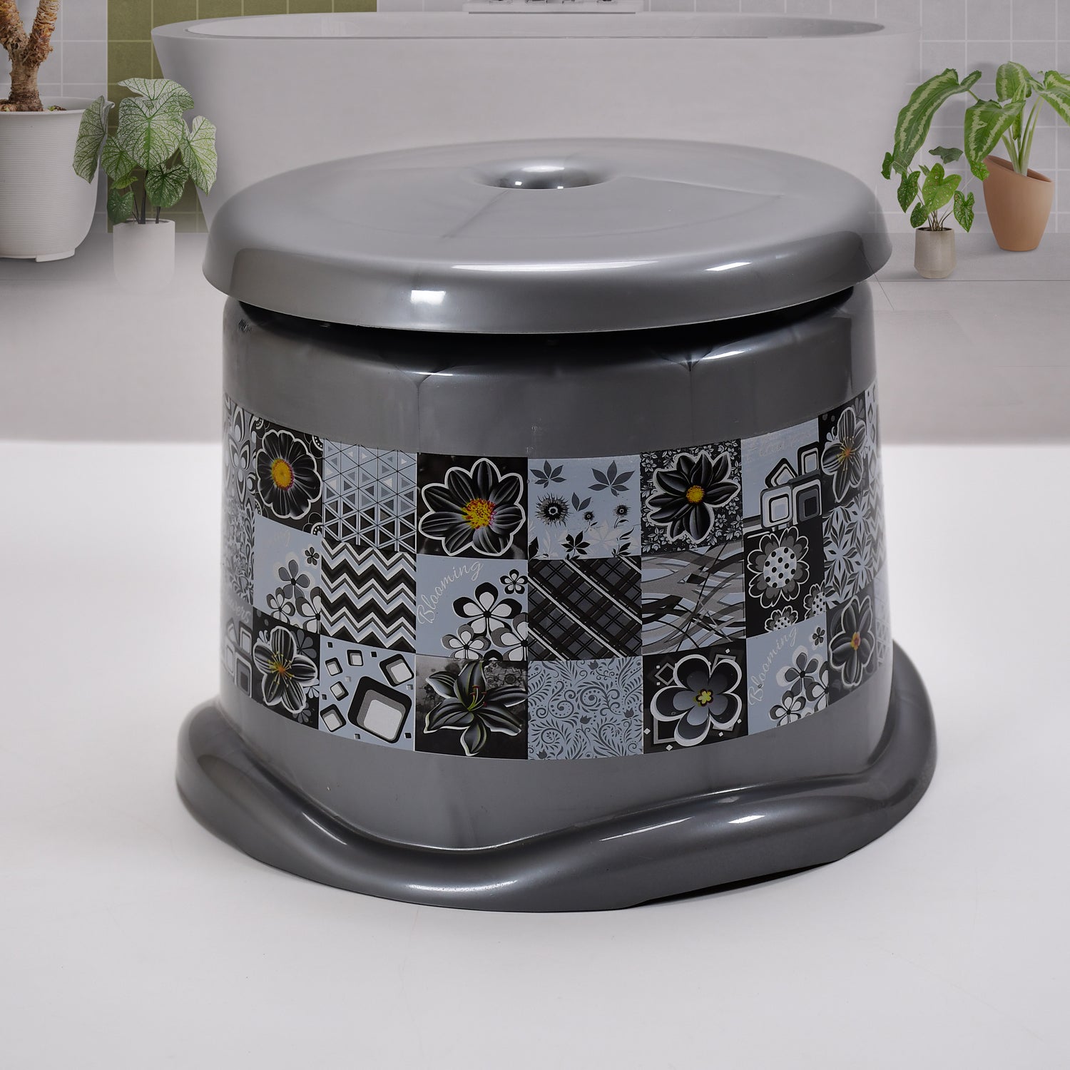7-Piece Plastic Bathroom Set