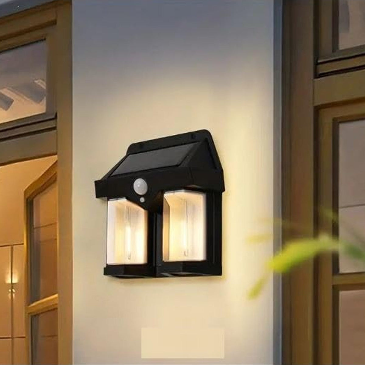 Outdoor Solar Wall Lamp