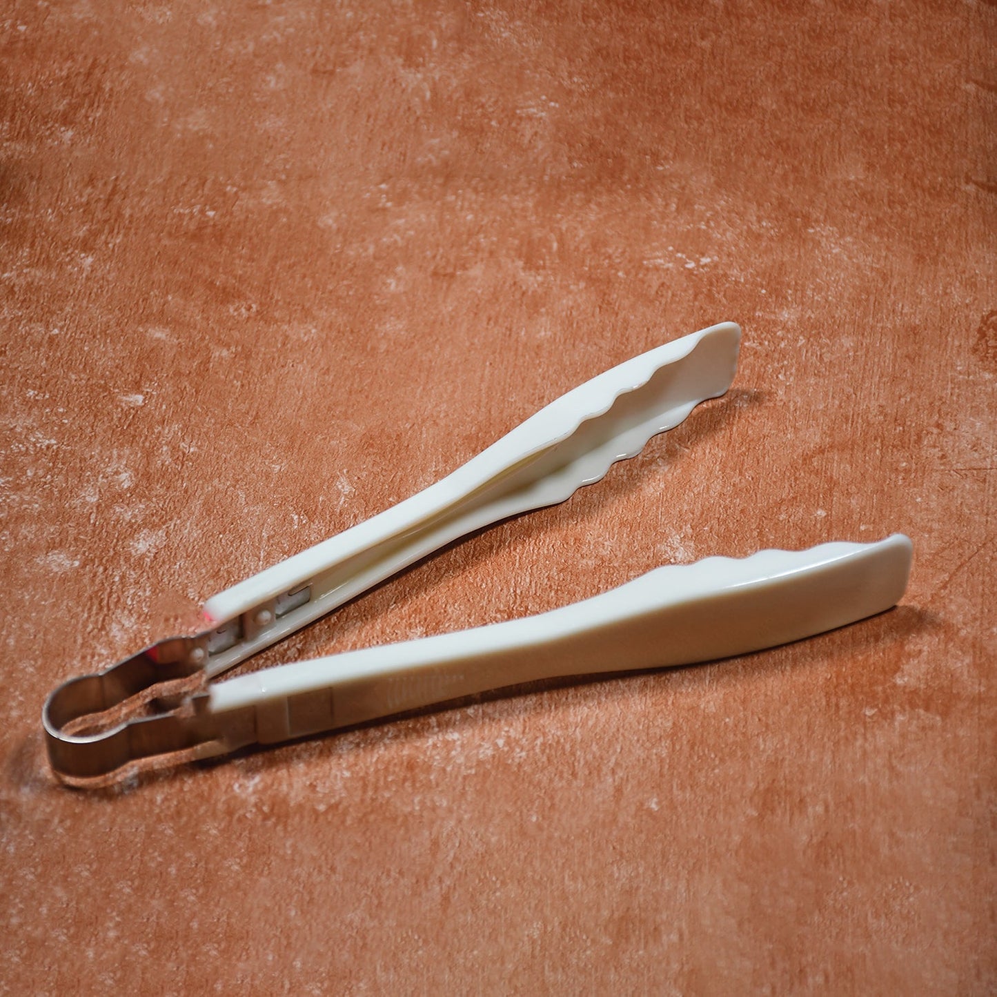 Ergonomic Kitchen Tongs
