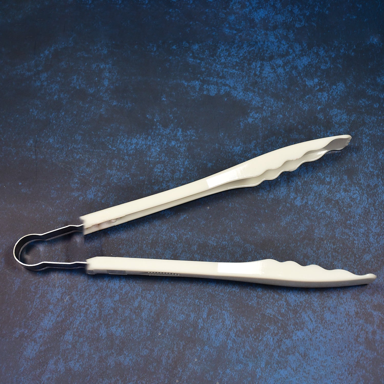 Ergonomic Kitchen Tongs
