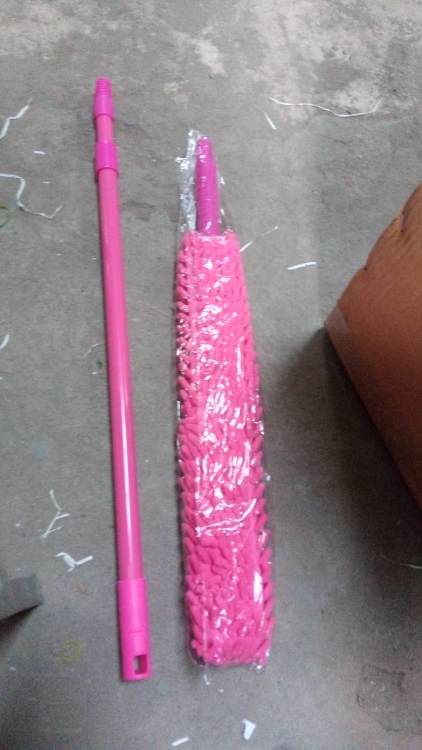 Foldable Microfiber Cleaning Duster
