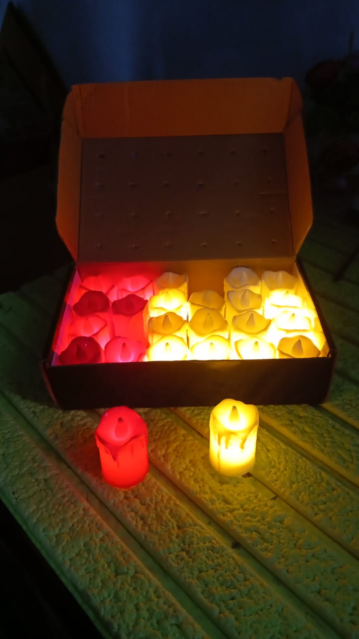 Flickering LED Tea Lights