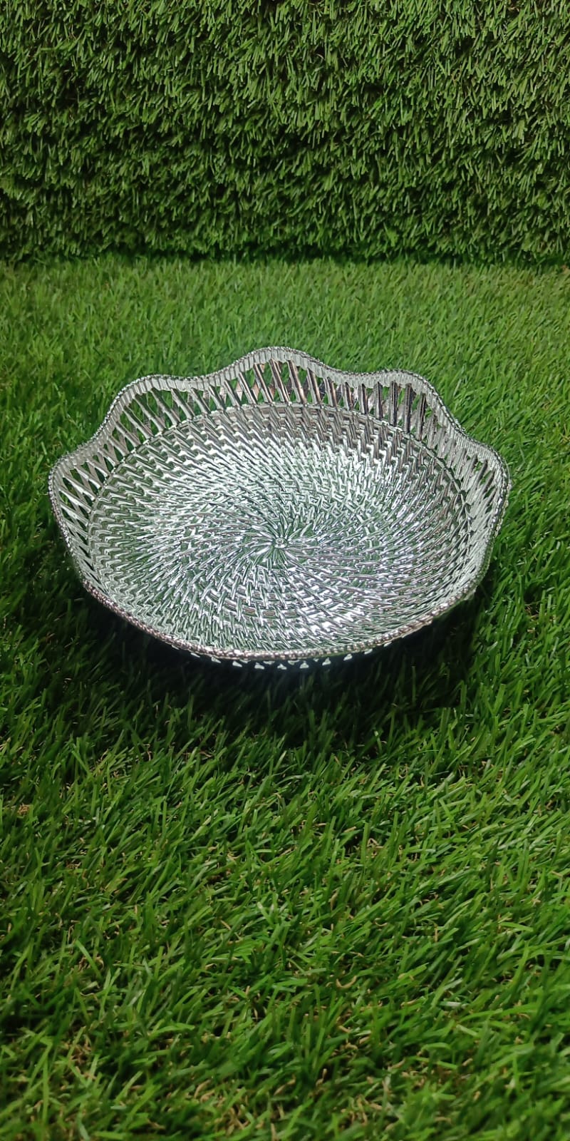 Traditional Round Serving Tray