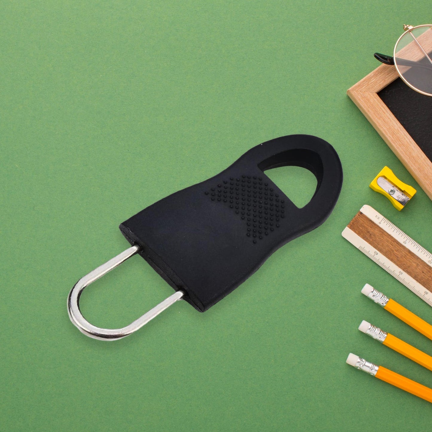 Zipper Pull Tabs