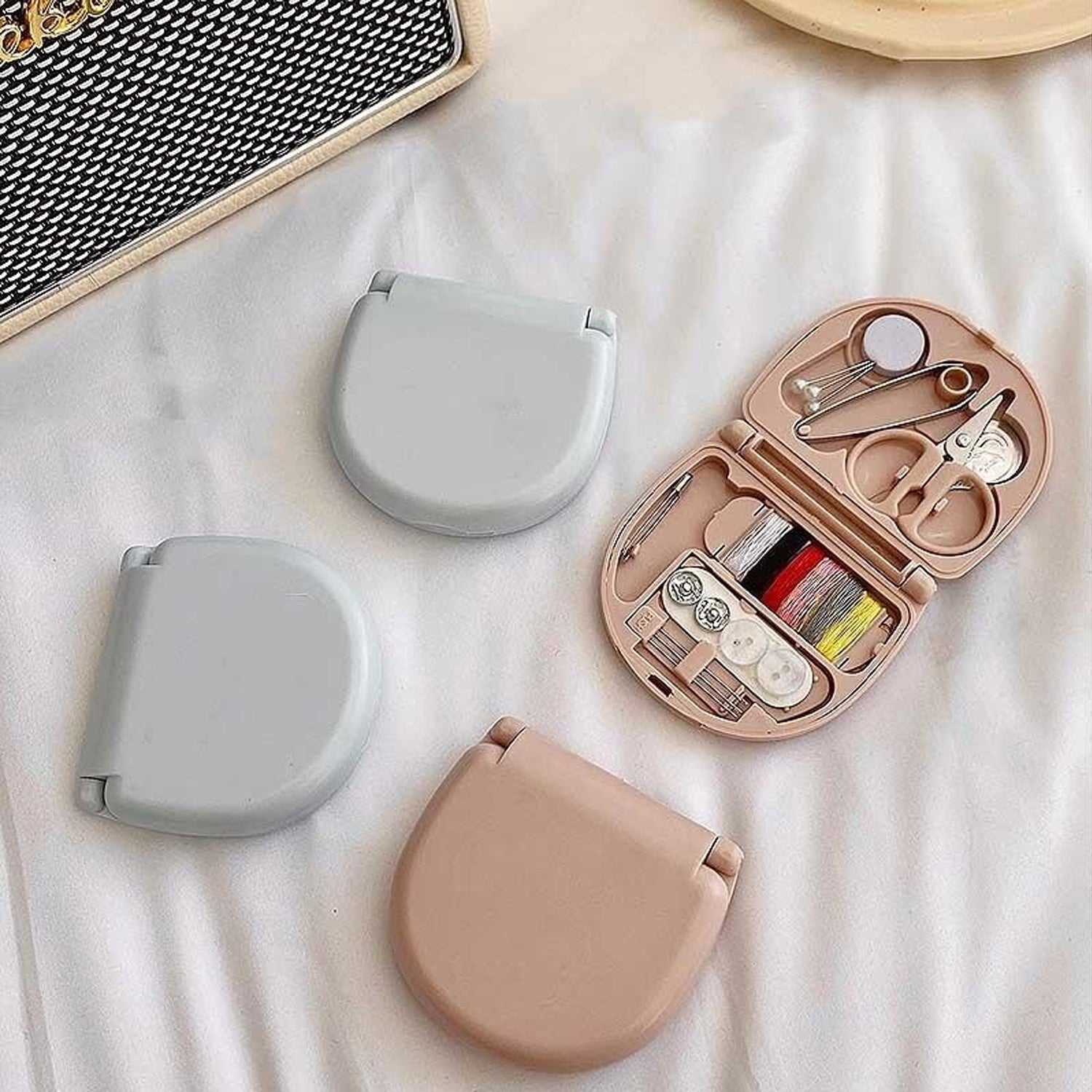 Portable Plastic Sewing Kit