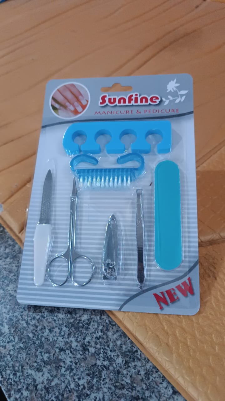 7-in-1 Manicure Set