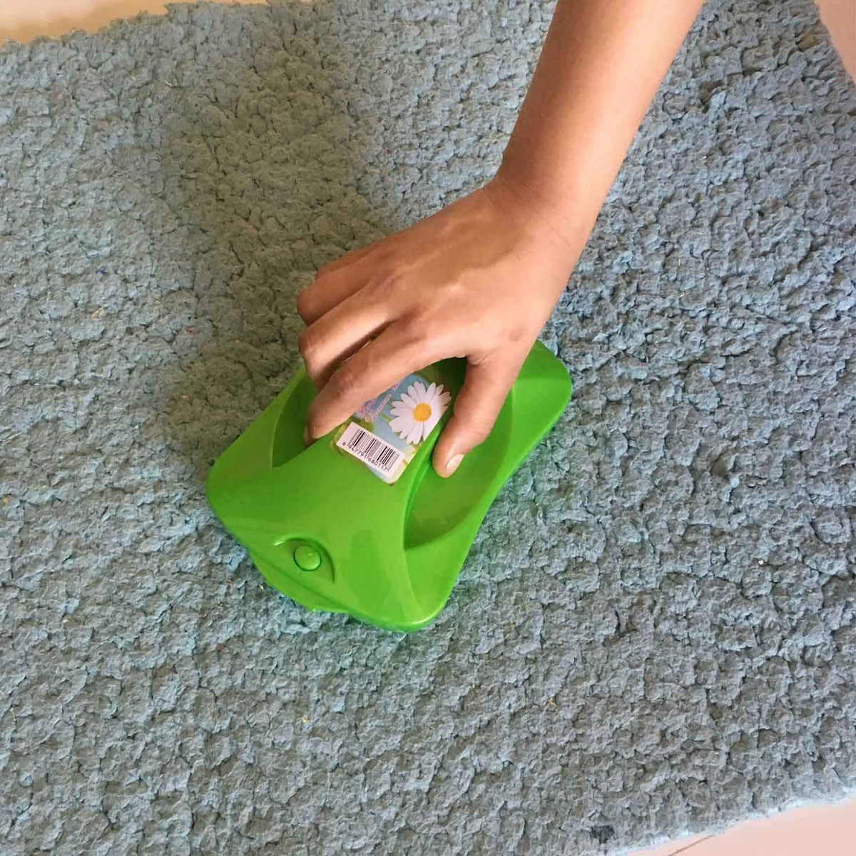 3-Roller Carpet Brush