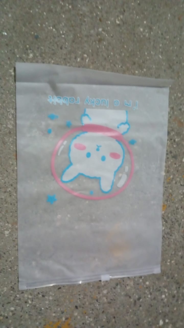 Zip-Up Stationery Pouch