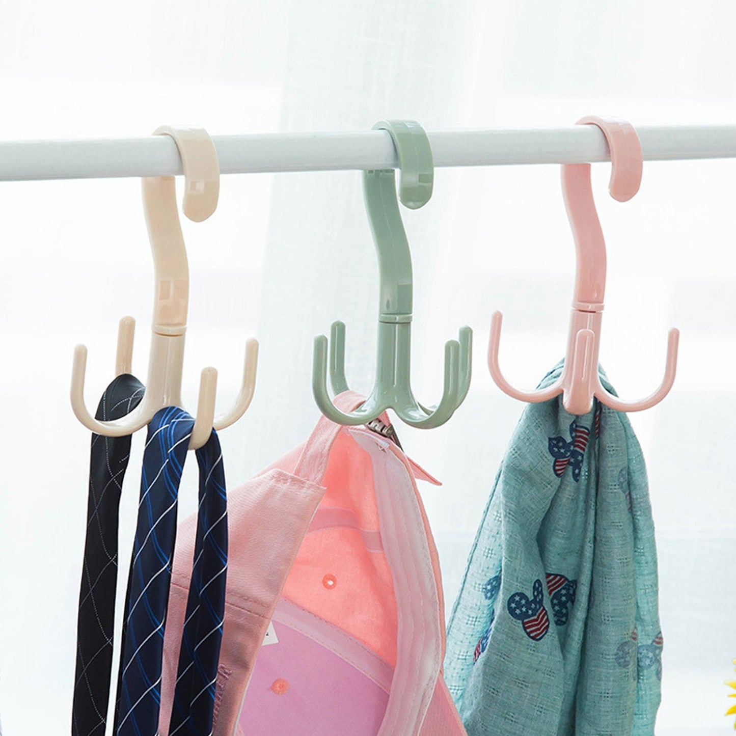 360° Rotating Bag Hanger