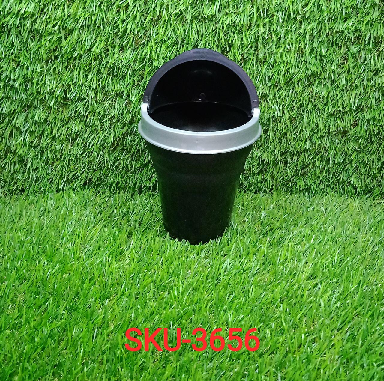 Plastic Car Mini Dustbin Trash
