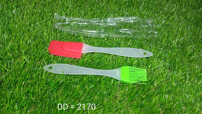 Spatula and Pastry Brush