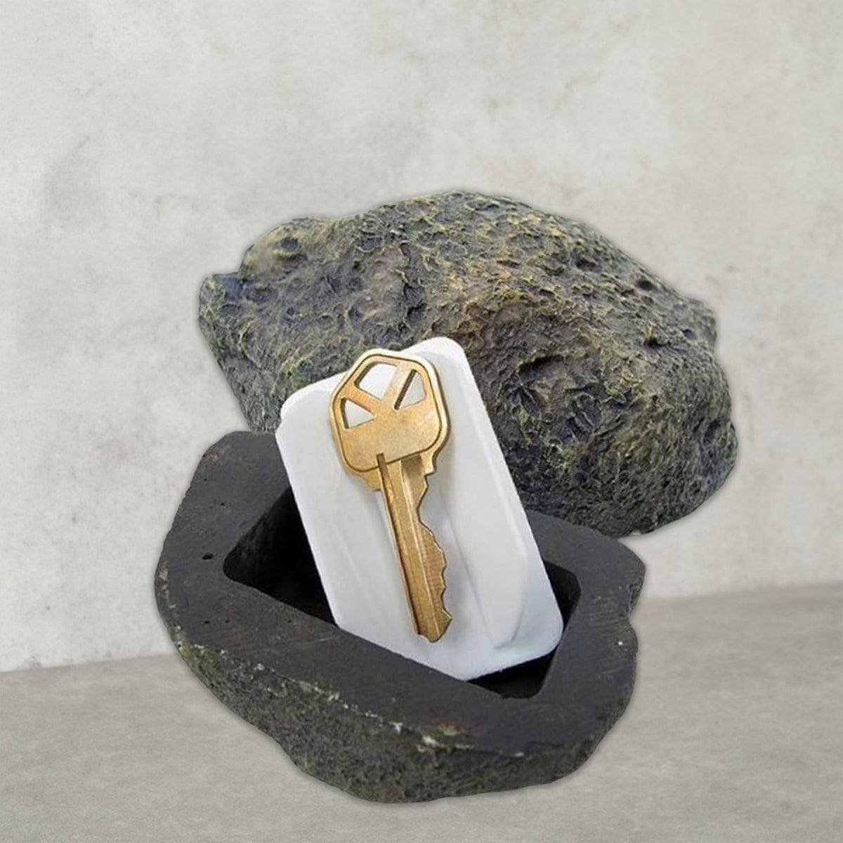 Rock Key Hider Decorative Piece