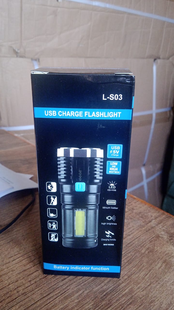 Strong 4 Led Torch Light