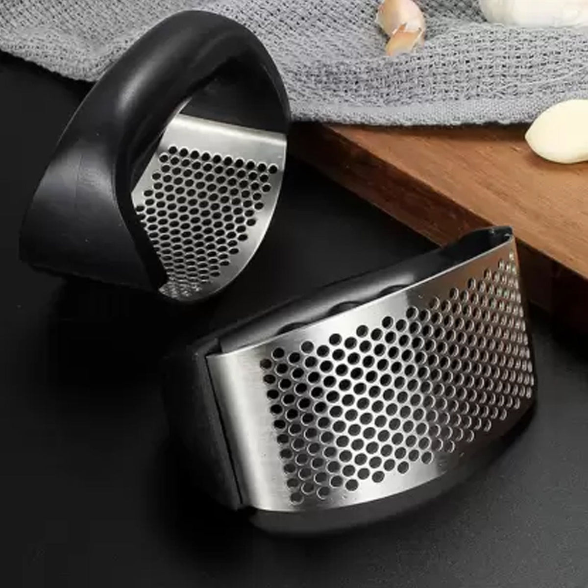 Rocking Garlic Press Crusher