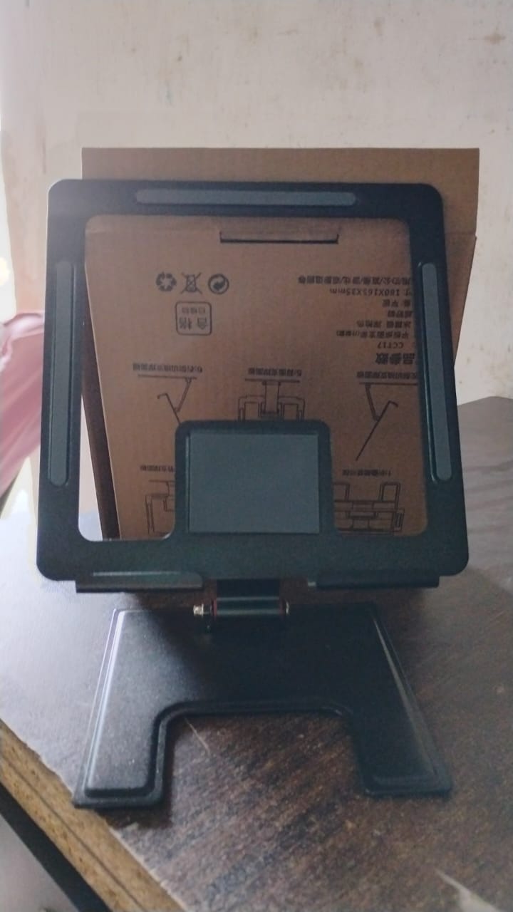 Adjustable Aluminum Tablet Stand