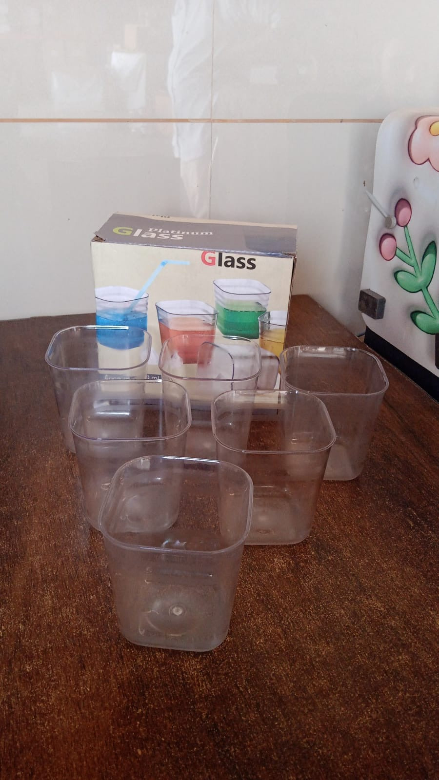 6-Piece Transparent Diamond Glass Set