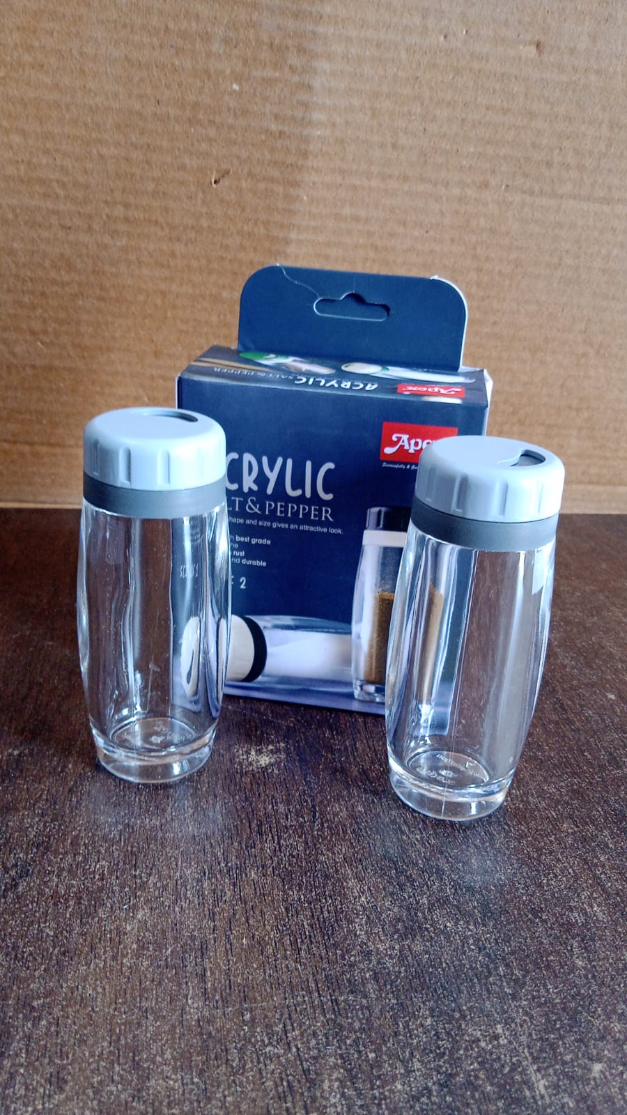Acrylic Salt Pepper Shakers