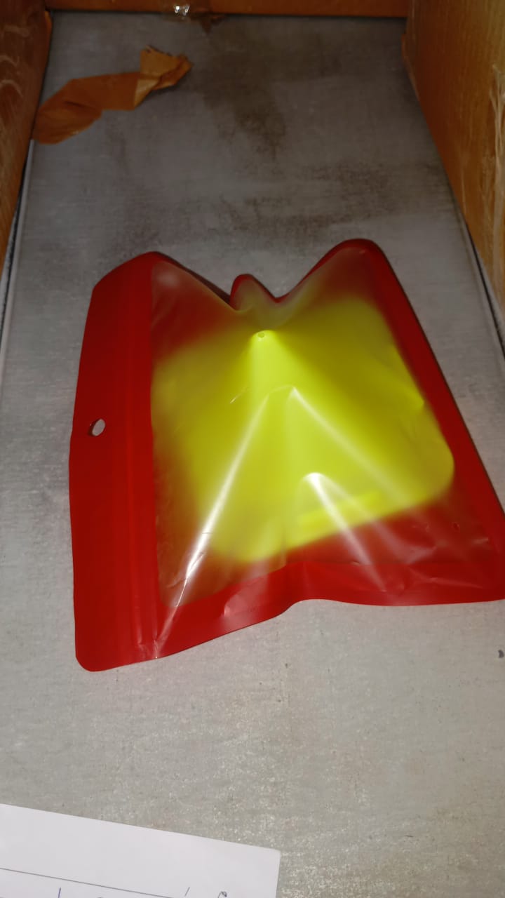 Pyramid Dashboard Phone Holder