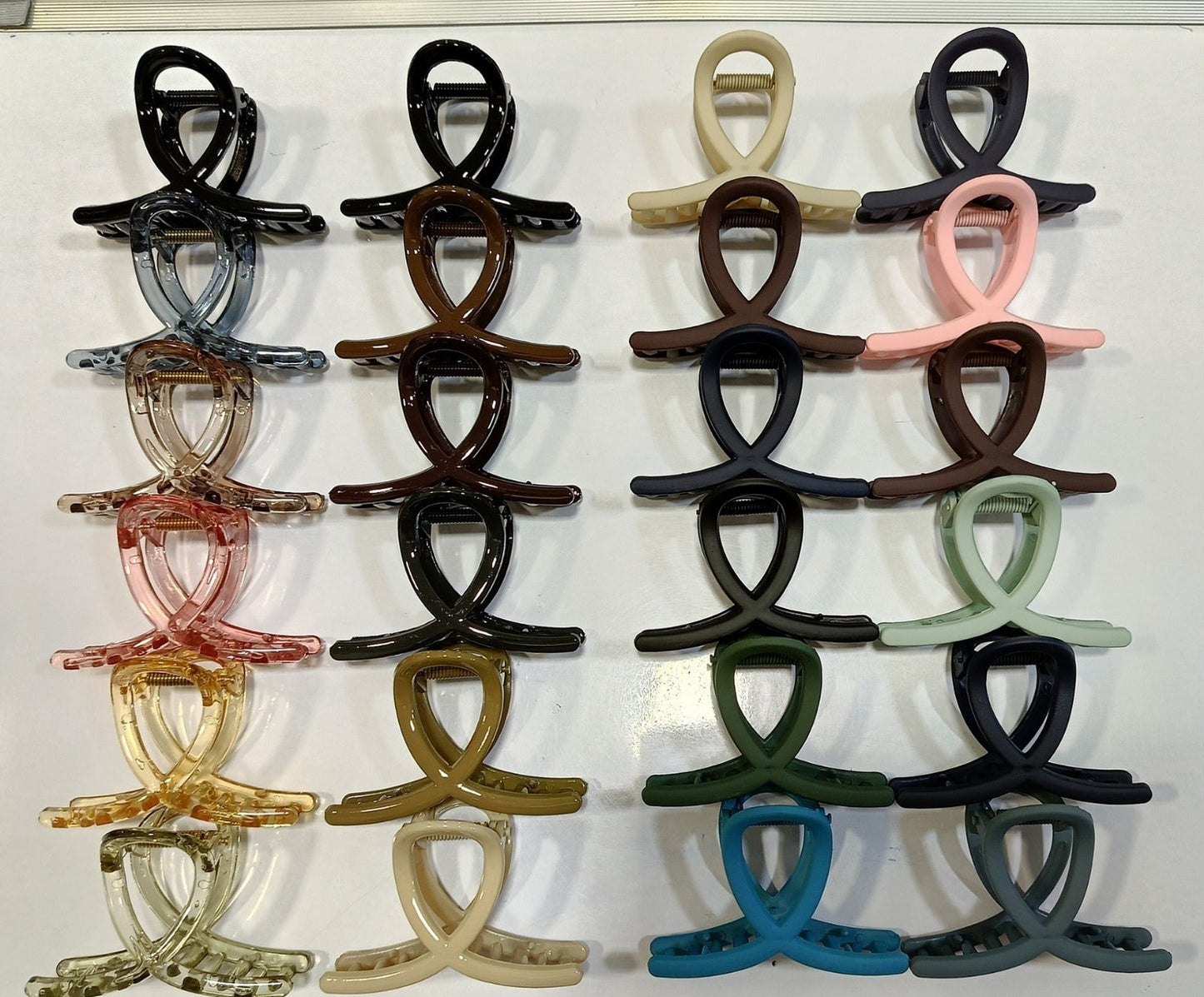 Plastic Matte Hair Clip