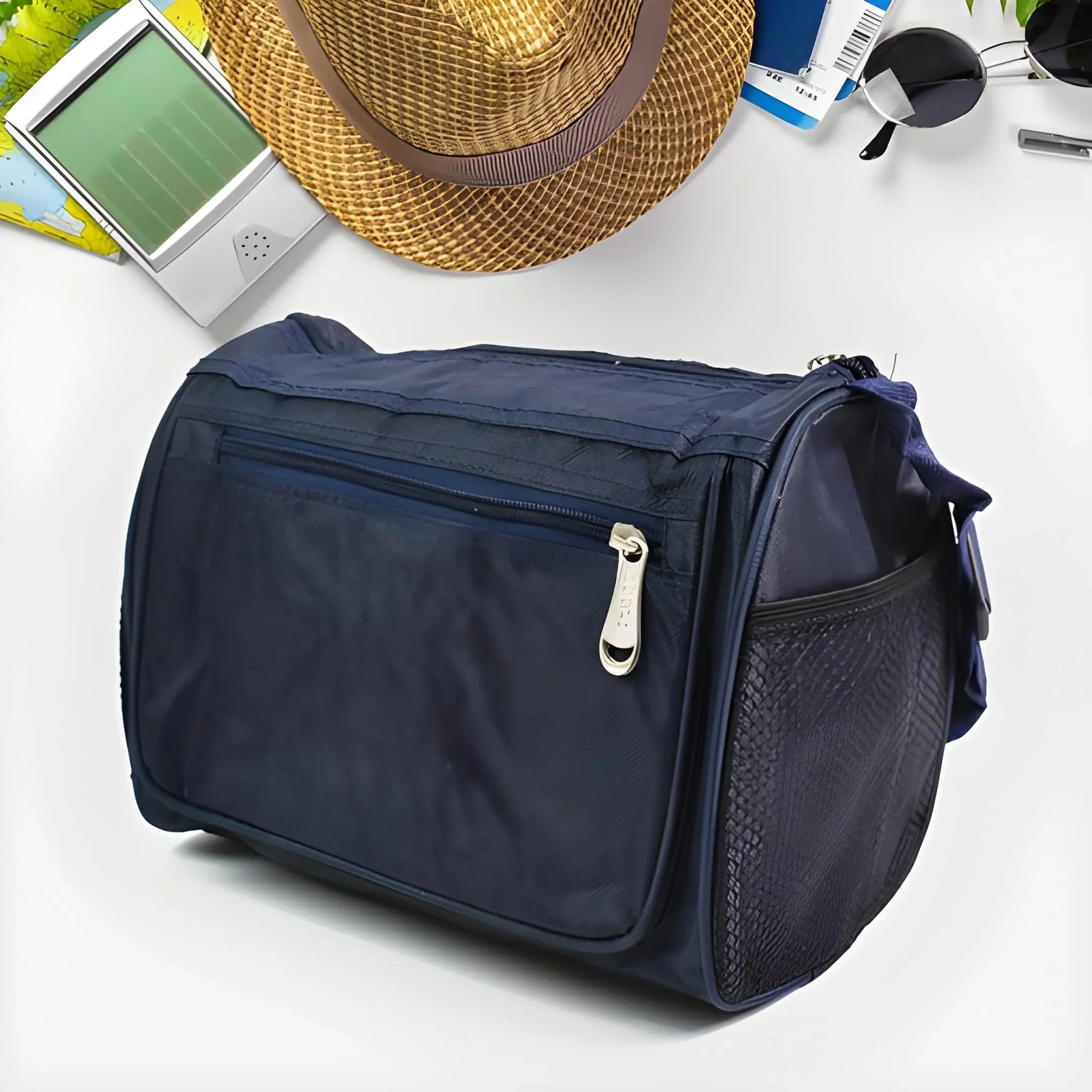 Navy lunch box bag with front zipper pocket and textured side panel